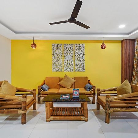 Treebo Signature Grande Kottakuppam Bagian luar foto