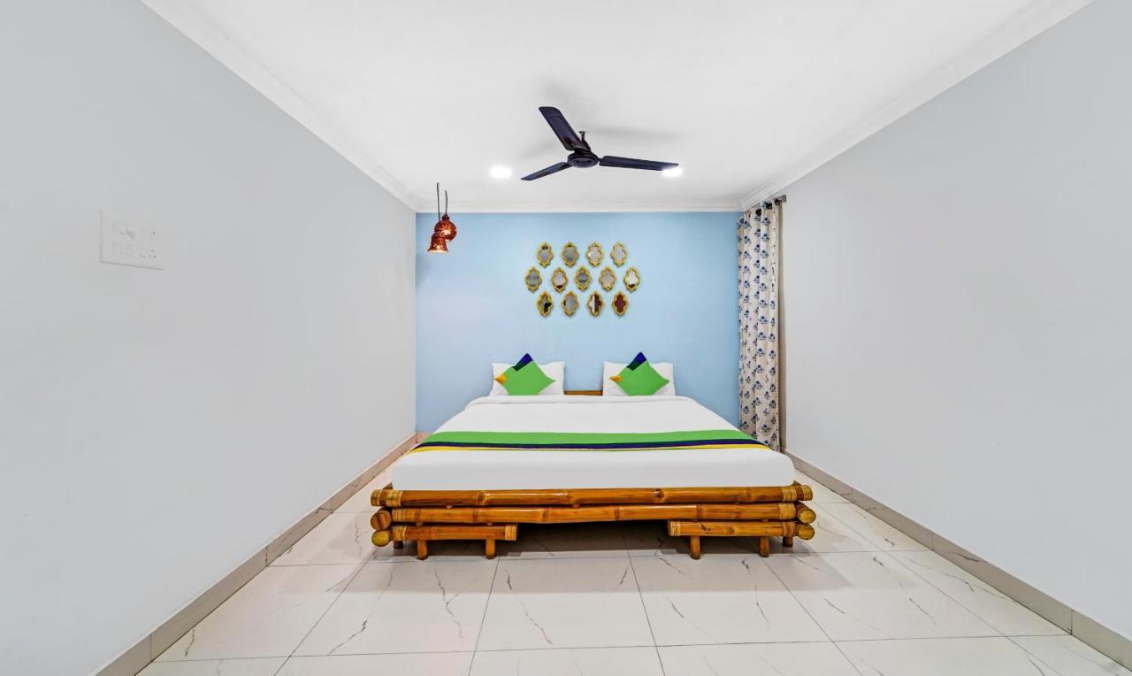 Treebo Signature Grande Kottakuppam Bagian luar foto