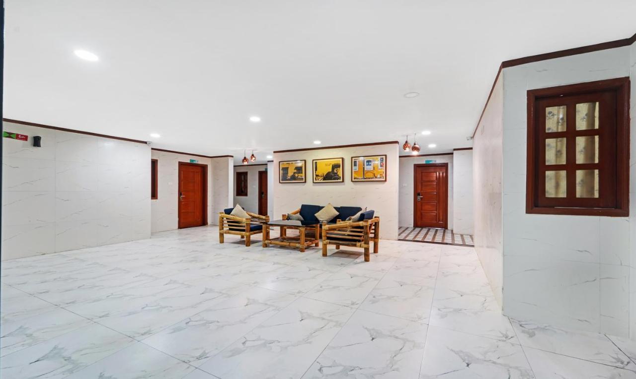 Treebo Signature Grande Kottakuppam Bagian luar foto
